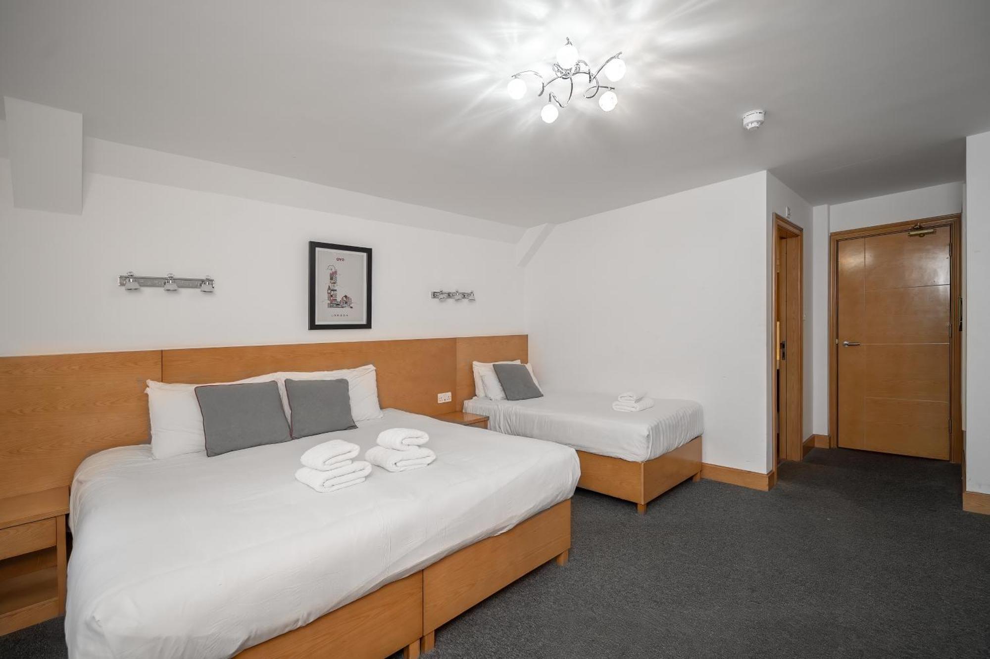 Flexistay Aparthotel Sutton Dış mekan fotoğraf