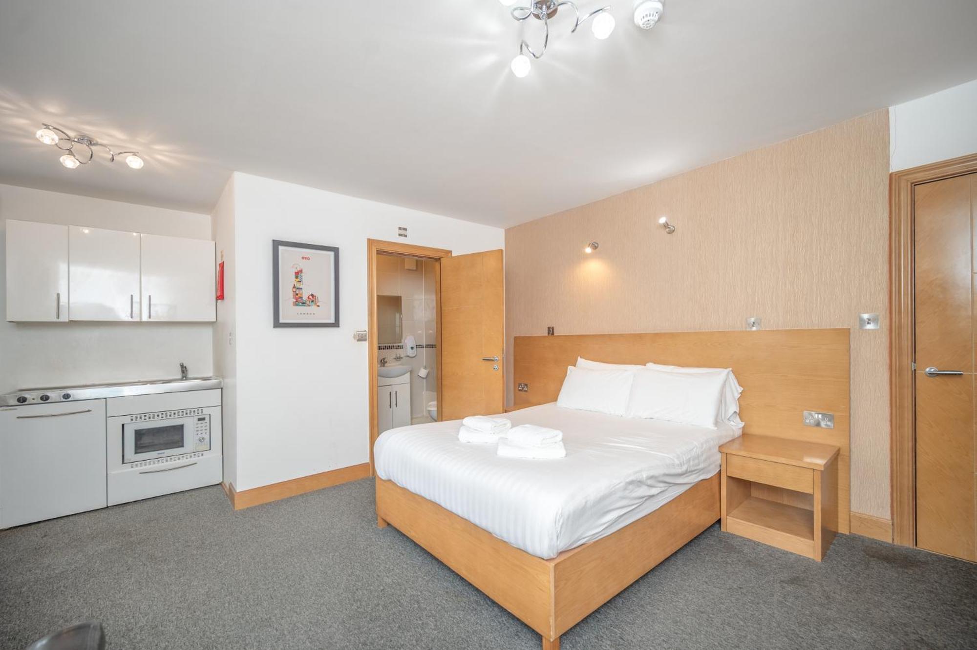 Flexistay Aparthotel Sutton Sutton  Dış mekan fotoğraf